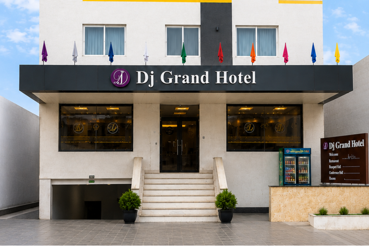 DJ Grand Hotel photo 2